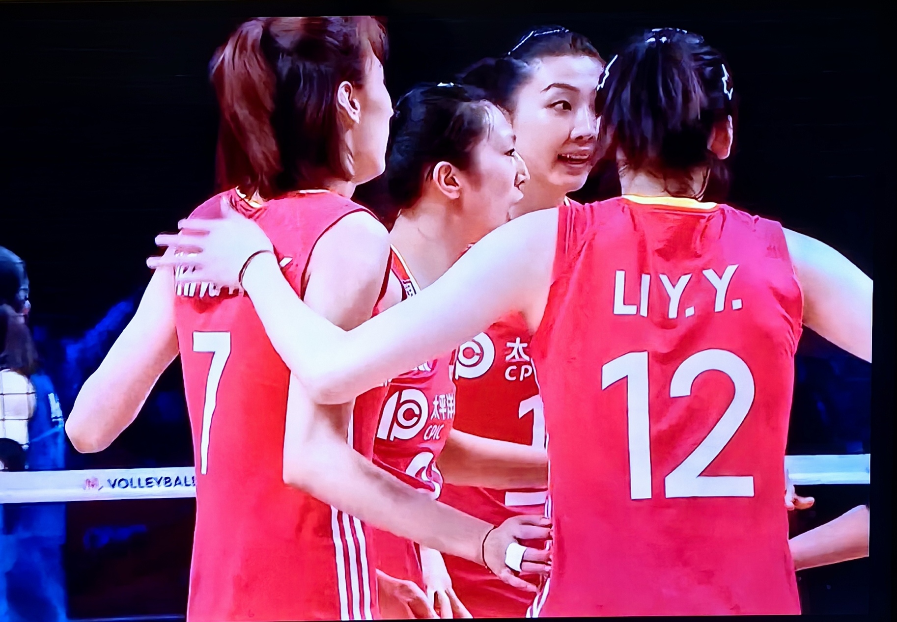 开云官网-赛艇友谊赛，泰山海豚队与滇池铁骑队淘汰对手，阵地战处理得当！二次进攻频频奏效的简单介绍