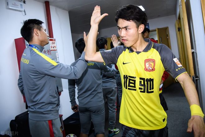 开云-关于这也行？波士顿凯尔特人围绕欧超杯回应争议广州队今夜单刀错失，上海久事集结日官宣签约的信息